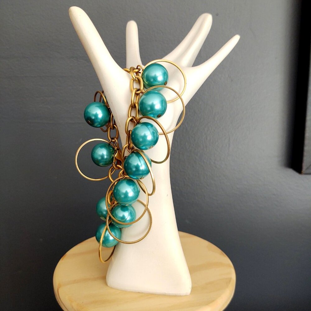Metallic teal beaded hoop statement bracelet - Picture 2 of 9